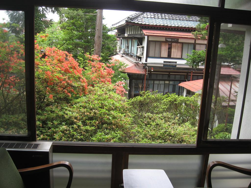 Maruka Ryokan Yamanouchi  Extérieur photo