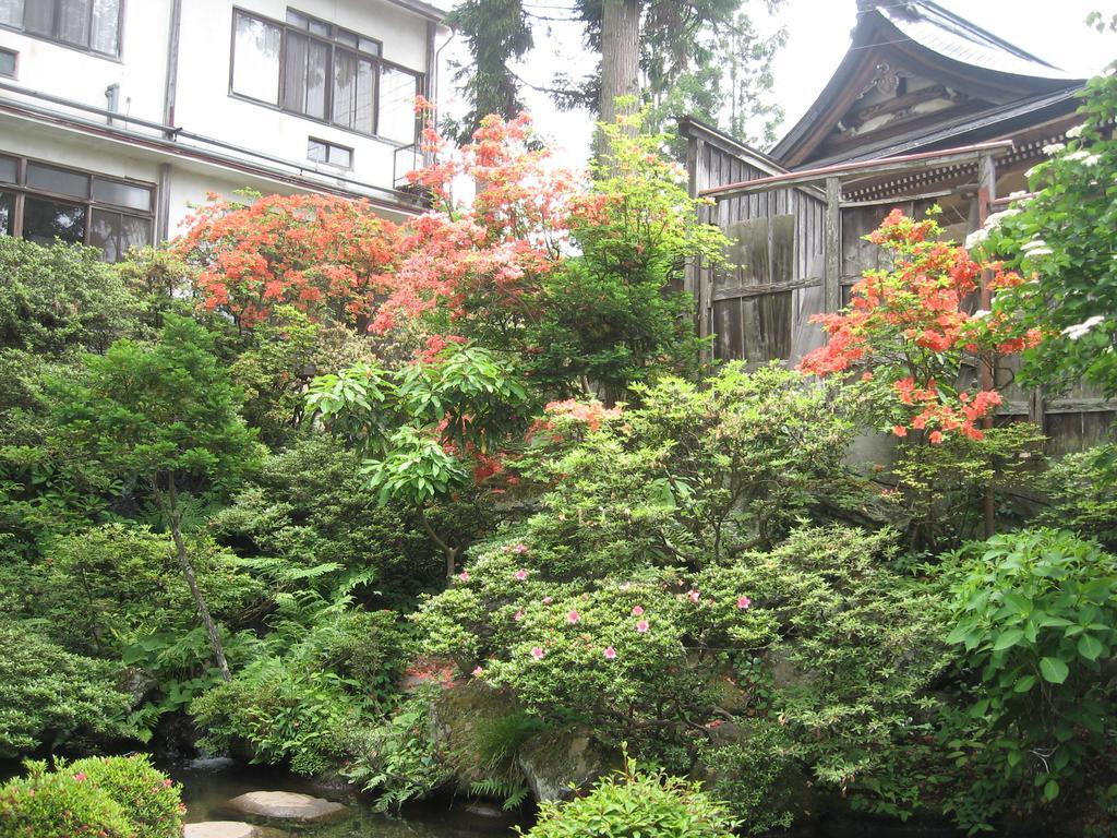 Maruka Ryokan Yamanouchi  Extérieur photo